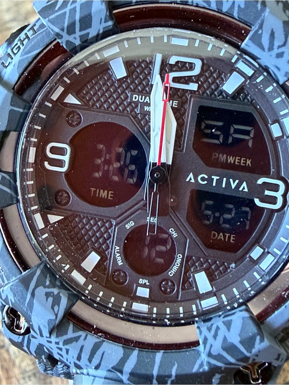 NEW Invicta x Activa Camo Digital-Analog Multi-Function Watch 49mm - ACW8008 NIB - Picture 2 of 9